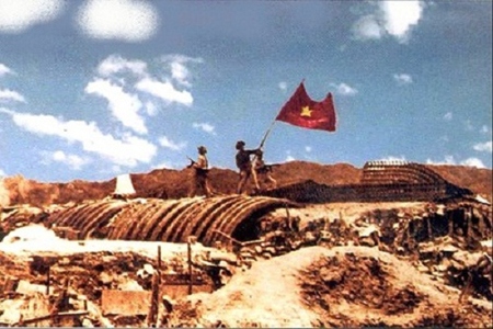 KHAI TRƯƠNG TRƯNG BÀY Chiến thắng Điện Biên Phủ - Sức mạnh Việt Nam - Tầm vóc thời đại